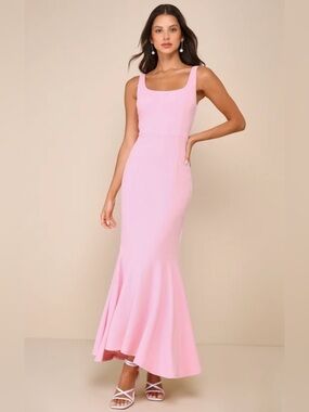 Lulus Romantic Destiny Light Pink Square Neck Trumpet Maxi Dress M NWT